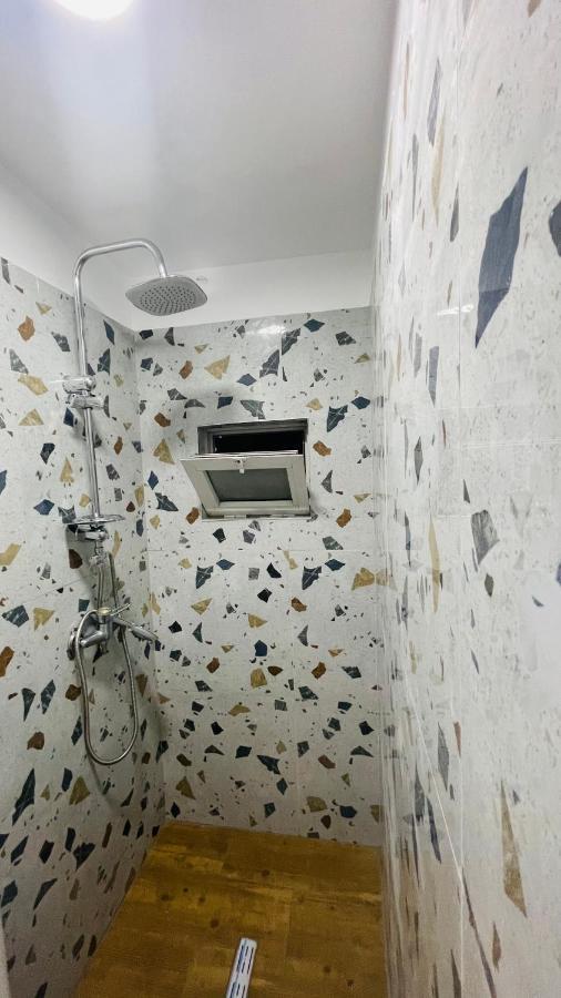 Hotel Drinos Tirana Exteriör bild
