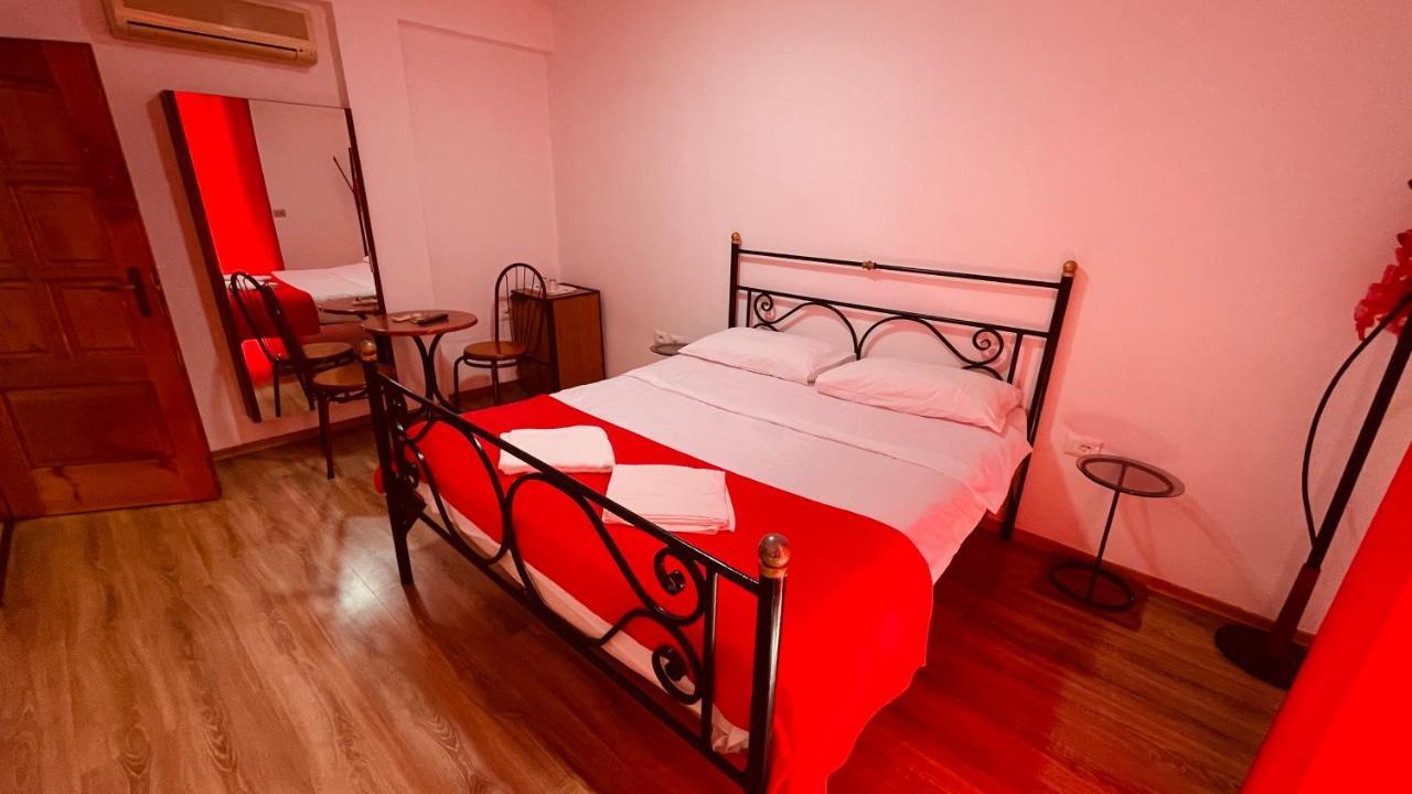 Hotel Drinos Tirana Exteriör bild