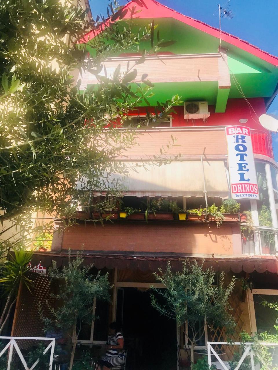 Hotel Drinos Tirana Exteriör bild